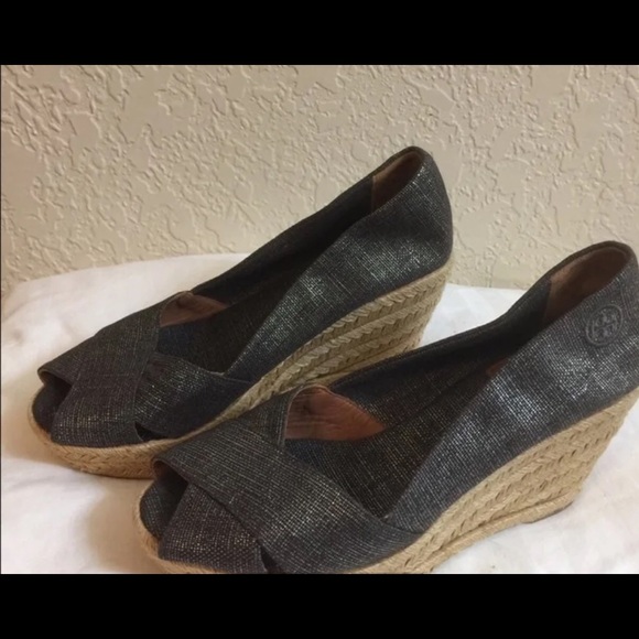 Tory Burch Metalic Espadrille Wedge. Size 7.5 B